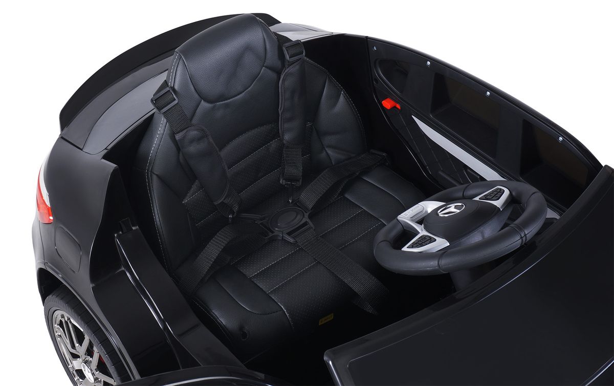 Elbil for barn Mercedes AMG GLC 63S Coupé - hvit/sort